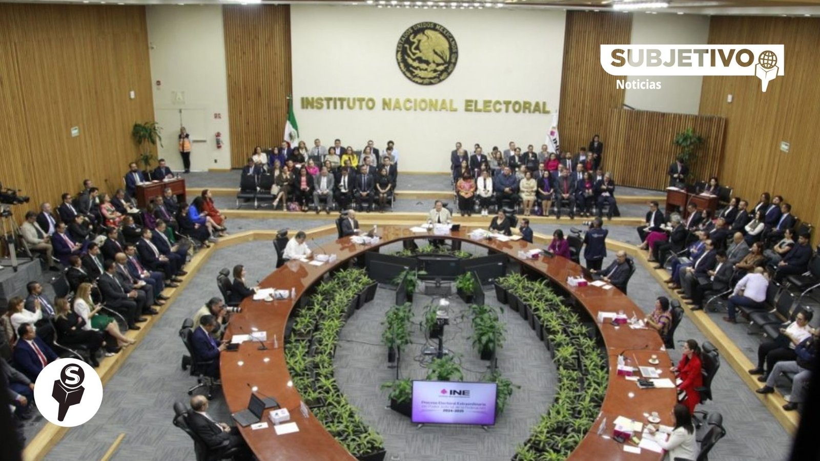 INE le mete gol a los mexicanos; avala cuatro nuevos partidos