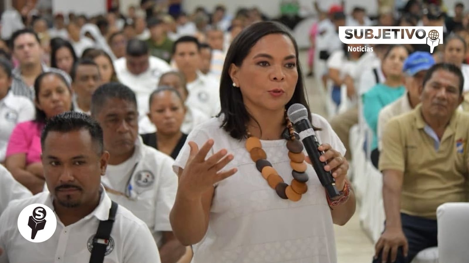 Beatriz Mojica reúne a más de 500 trabajadores turísticos en Acapulco y fortalece su ruta rumbo a 2027