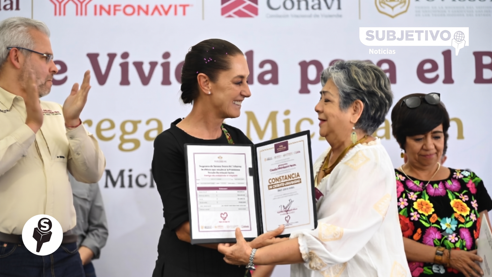 Sheinbaum entrega viviendas en Morelia; la meta es de 1.8 millones