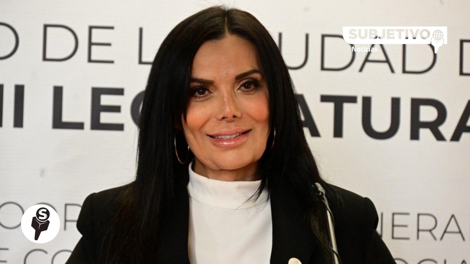 Diana Sánchez Barrios levanta la mano por la Cuauhtémoc