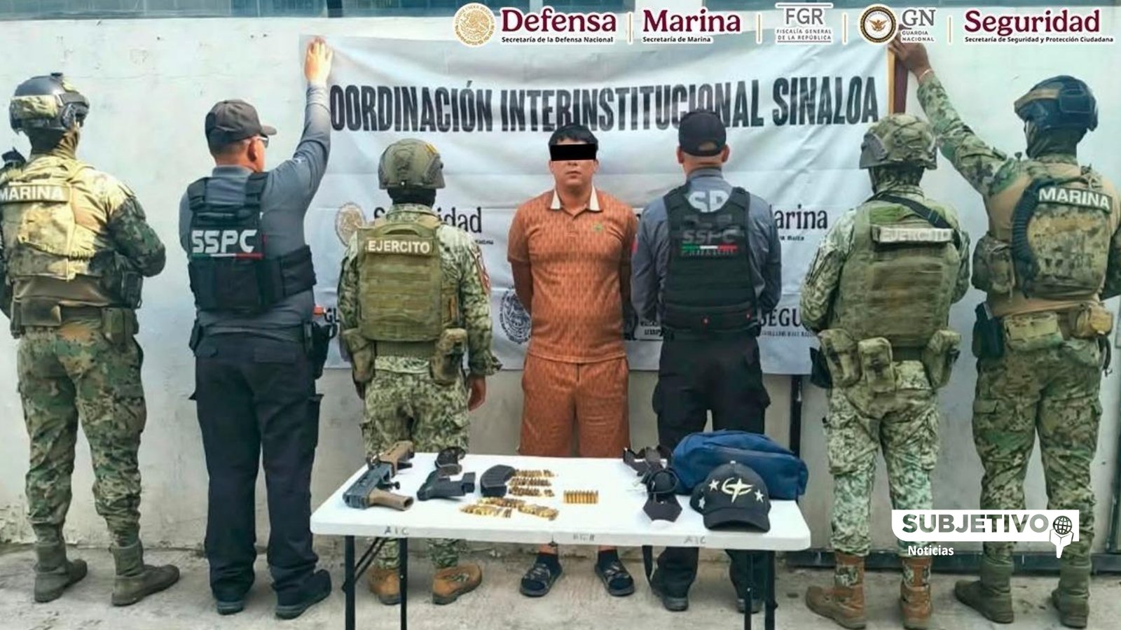 Siete operativos en Mazatlán dejan 8 detenidos y 19 armas
