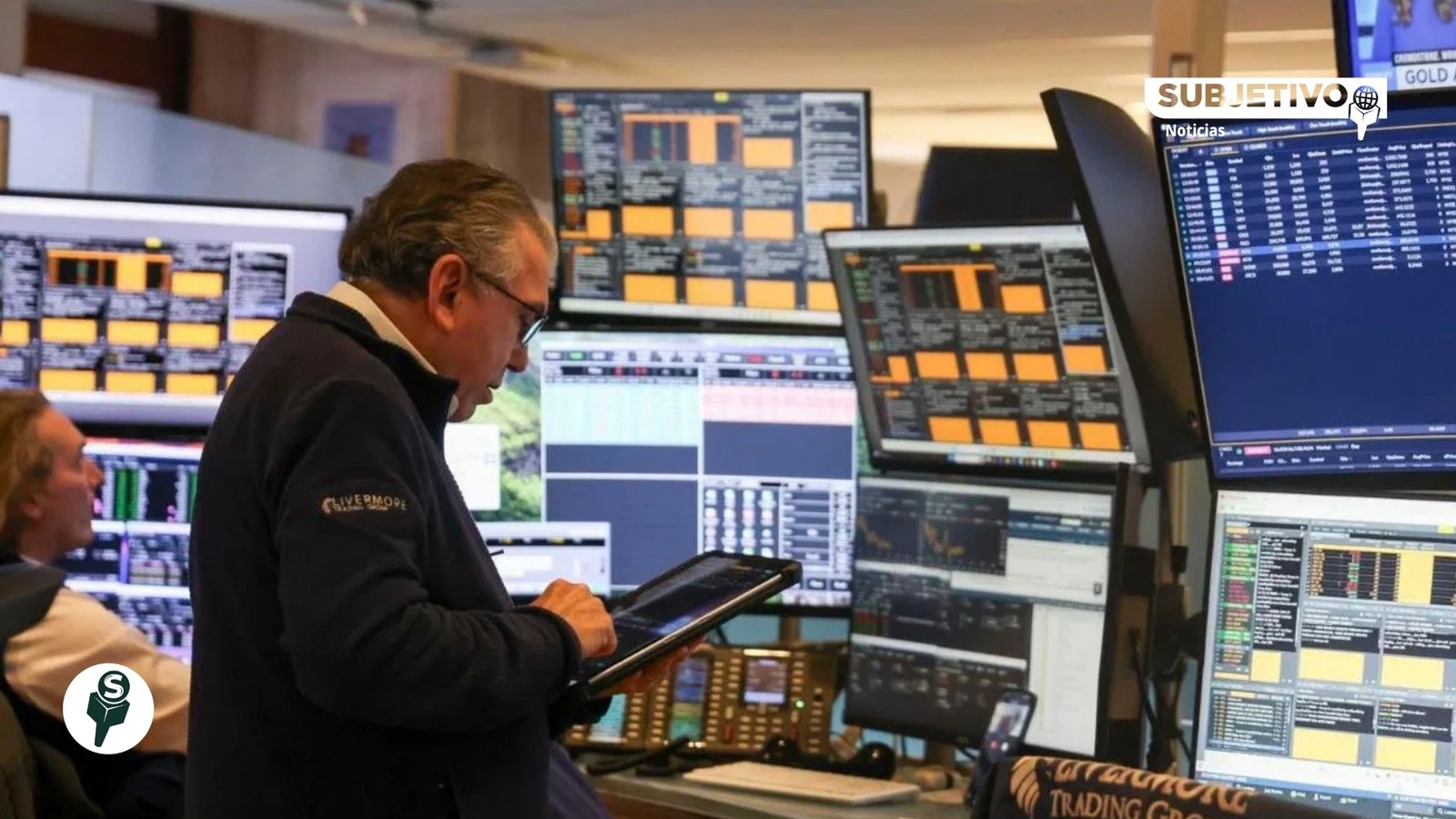 Regulación a la IA pega al mercado con perdidas de 300 mil mdd