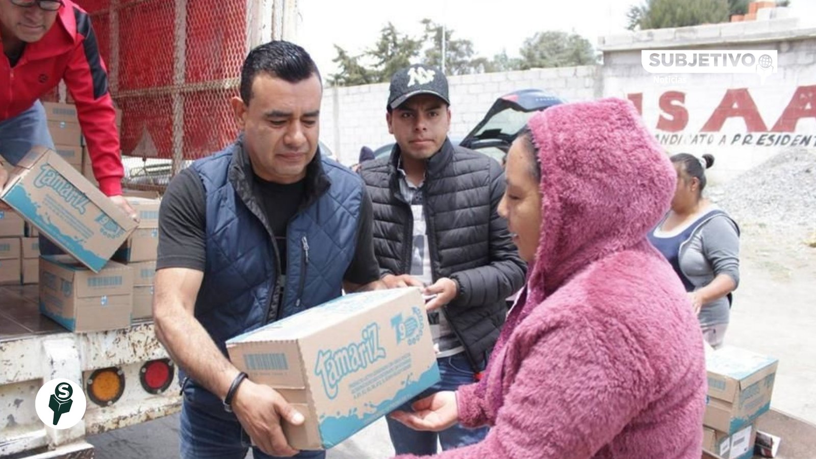 Alcalde de Esperanza habría repartido leche robada como apoyo